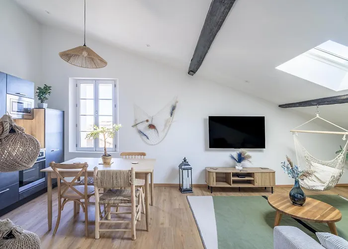 Le Somail - Louis 14 * Ginestas